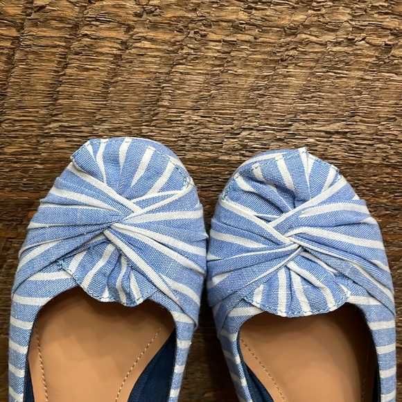Nautica Women’s Bayard Blue & White Striped Knotted Flats Shoes Size 9 NWT - Picture 3 of 12